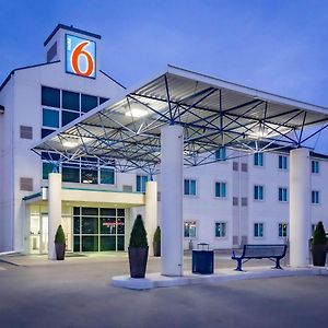 Motel 6-Saskatoon, Sk